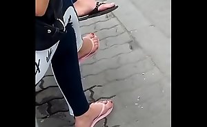 ingenuous toes take flip-flops VID 20180626 150317031 HD